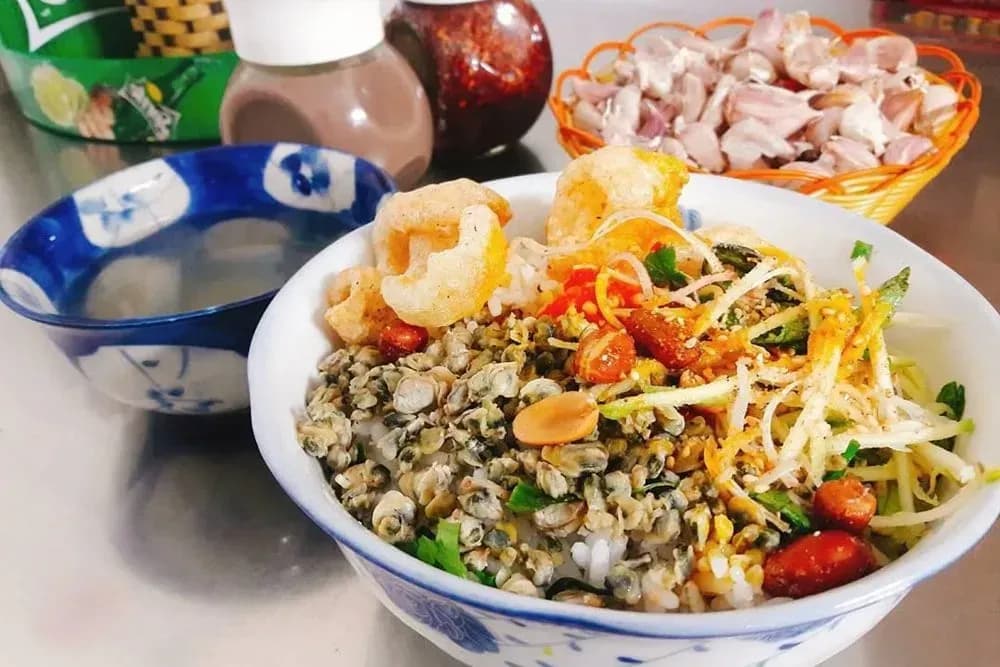 Hue mussel rice: Journey from rustic meal to culinary icon