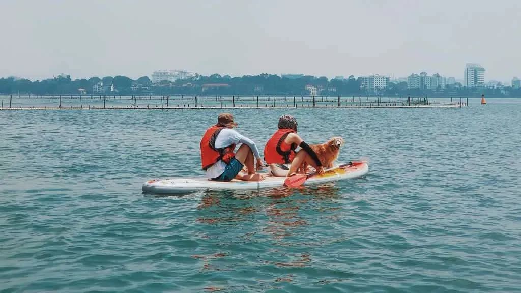 Experience Kayaking on Windy West Lake