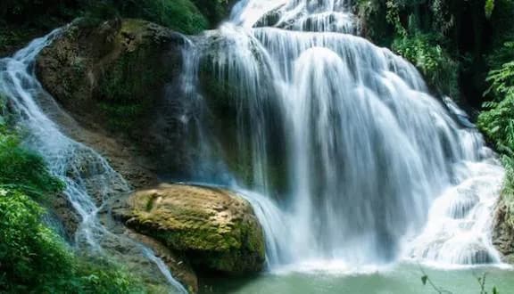 Dau Thang waterfall route in Bac Kan