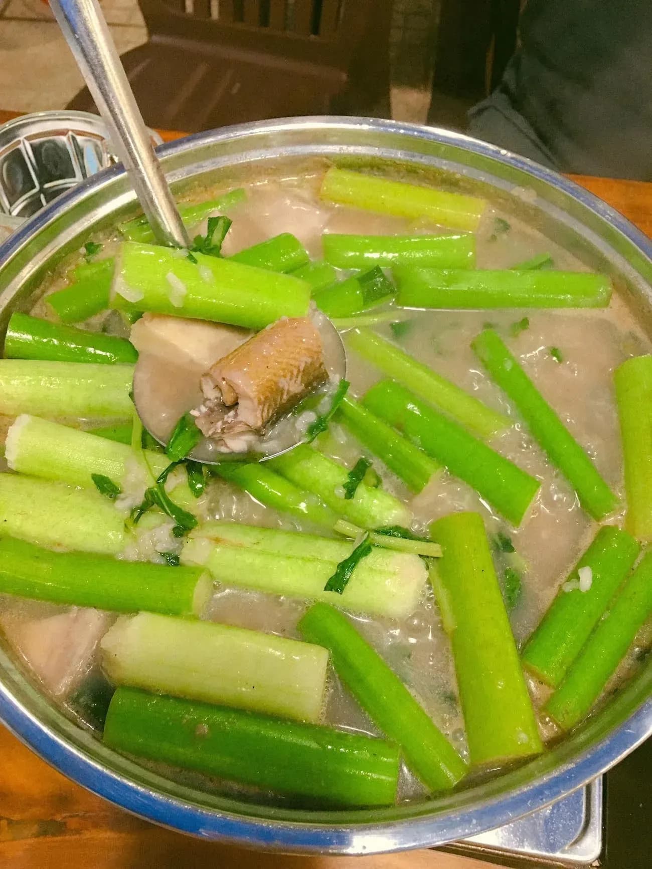 Enjoying eel porridge from Di village - Delicious and fragrant flavor
