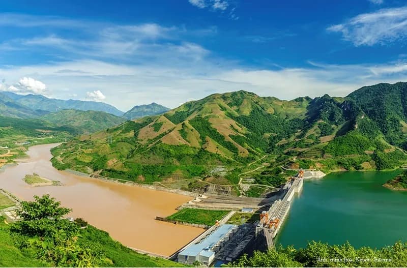 Cua Dat Lake - majestic and peaceful natural beauty