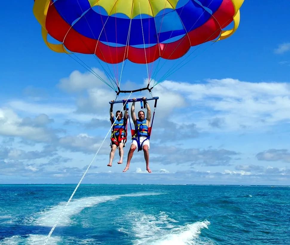 Skydiving experience in Nha Trang 