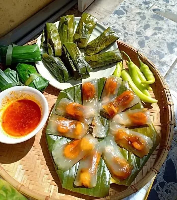 Hue culinary wonder - Banh bot loc