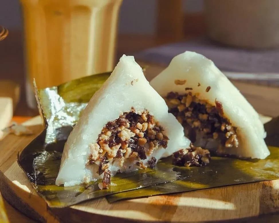 Hanoi Banh Gio - Impressive rustic dish of the capital