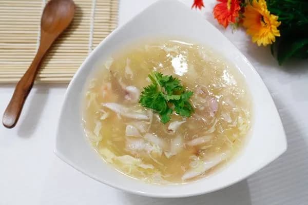 Discover Nutritious Cold Soups for Hot Summer Days with iGuide.ai