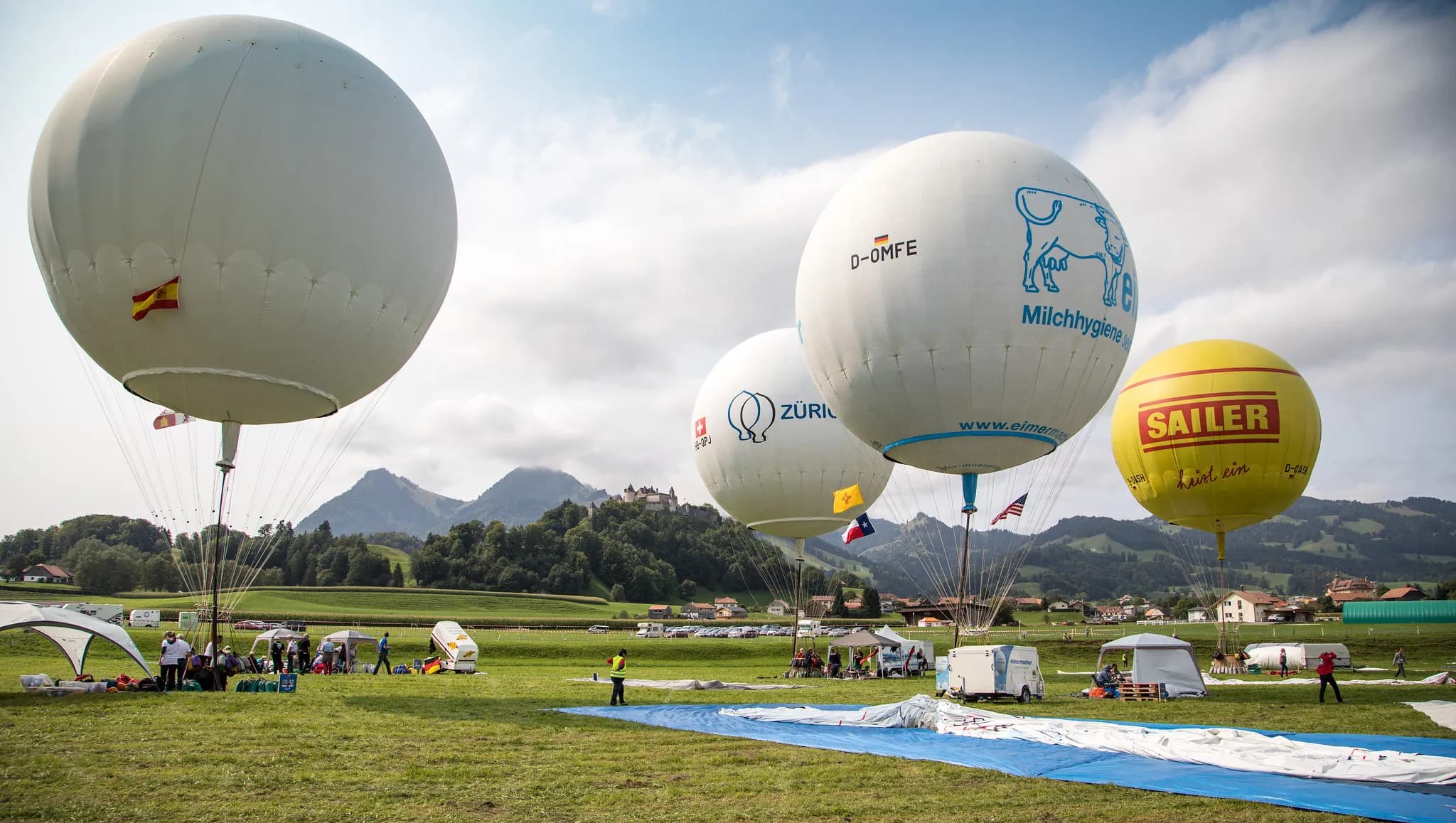 Hot air balloon at Sun World Asia park