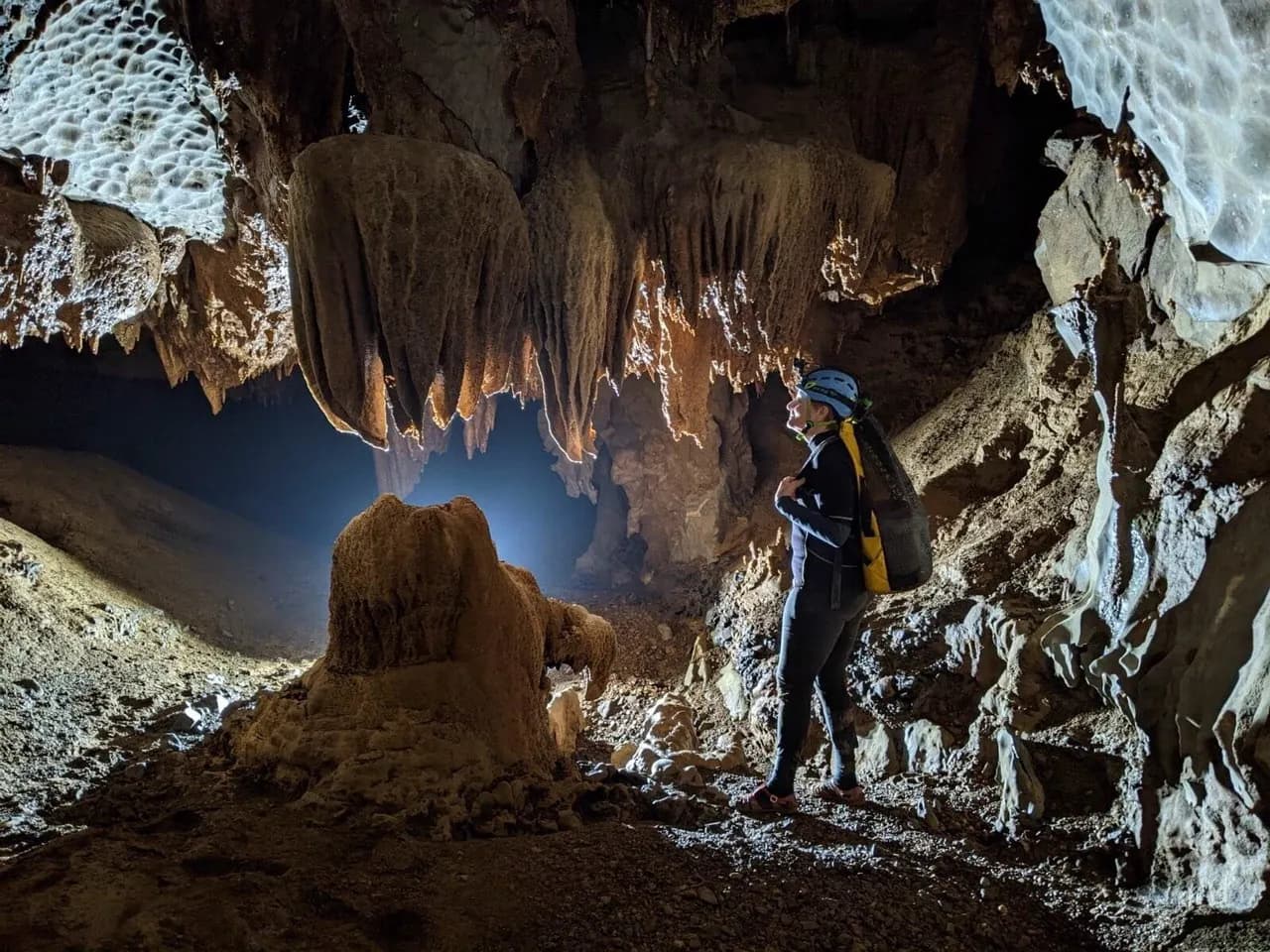 More than 3,300 m of cave discovered in Quang Binh