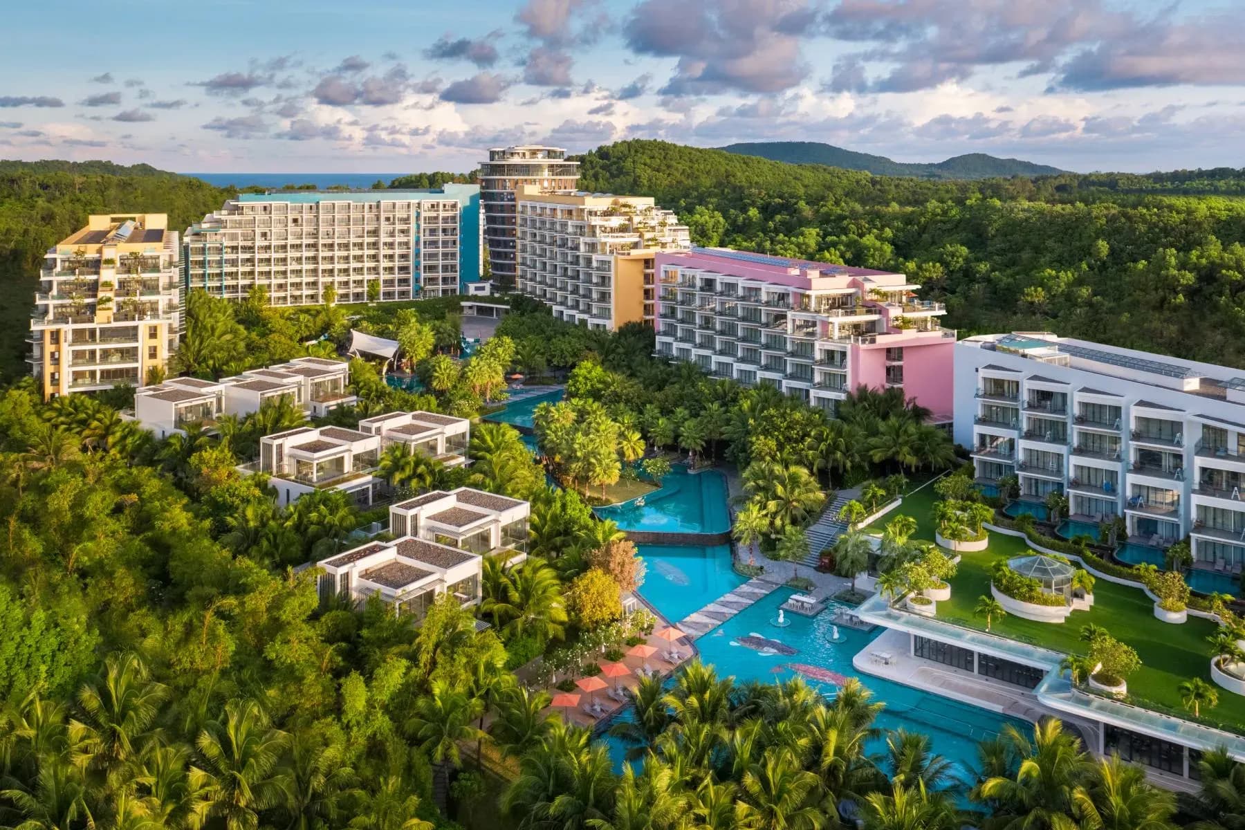 Live In Style At Pemier Residences Phu Quoc Emerald Bay