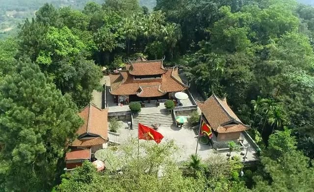 Discovering Au Co Temple: Symbol of Vietnamese Culture