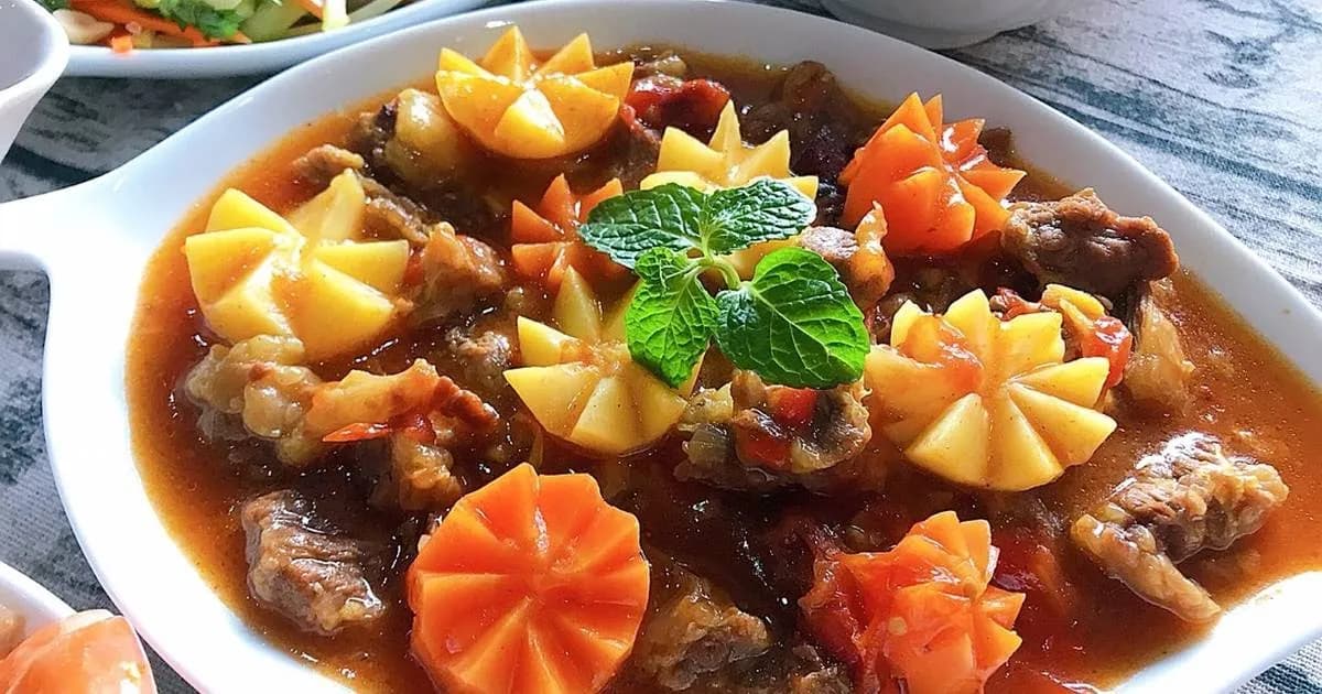 Buffalo stew with red wine, a unique cuisine of Vietnam