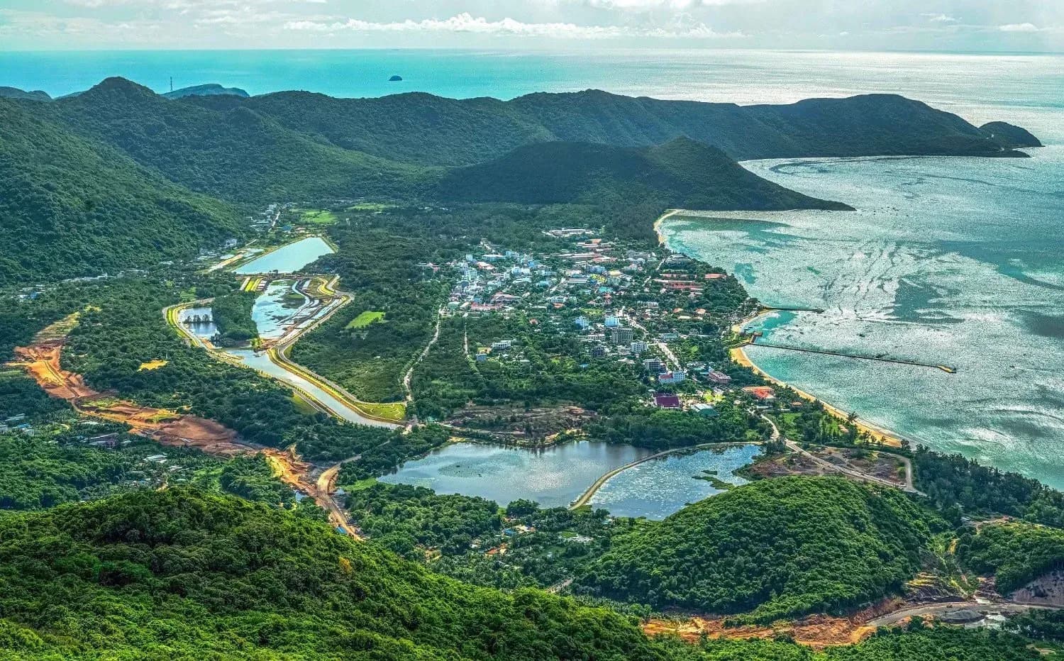 Aerial view of Con Son Island showcases its pristine beauty.