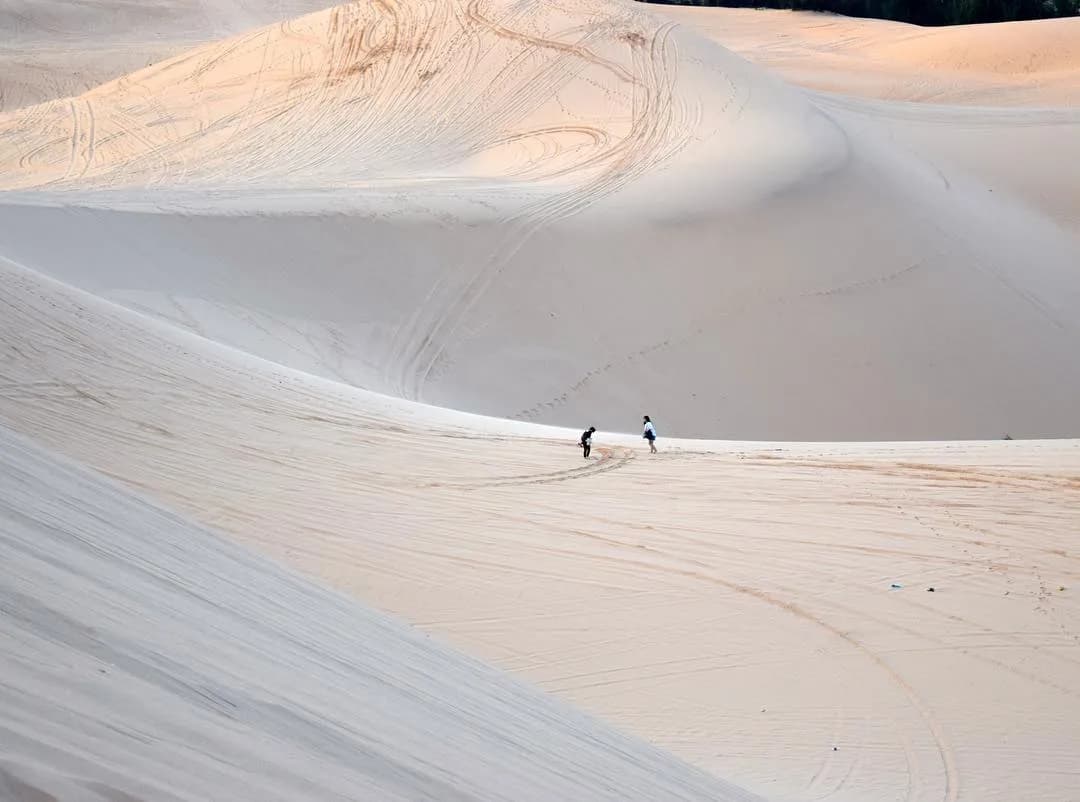 Discover Mui Ne White Sand Dunes: Travel tips you should know