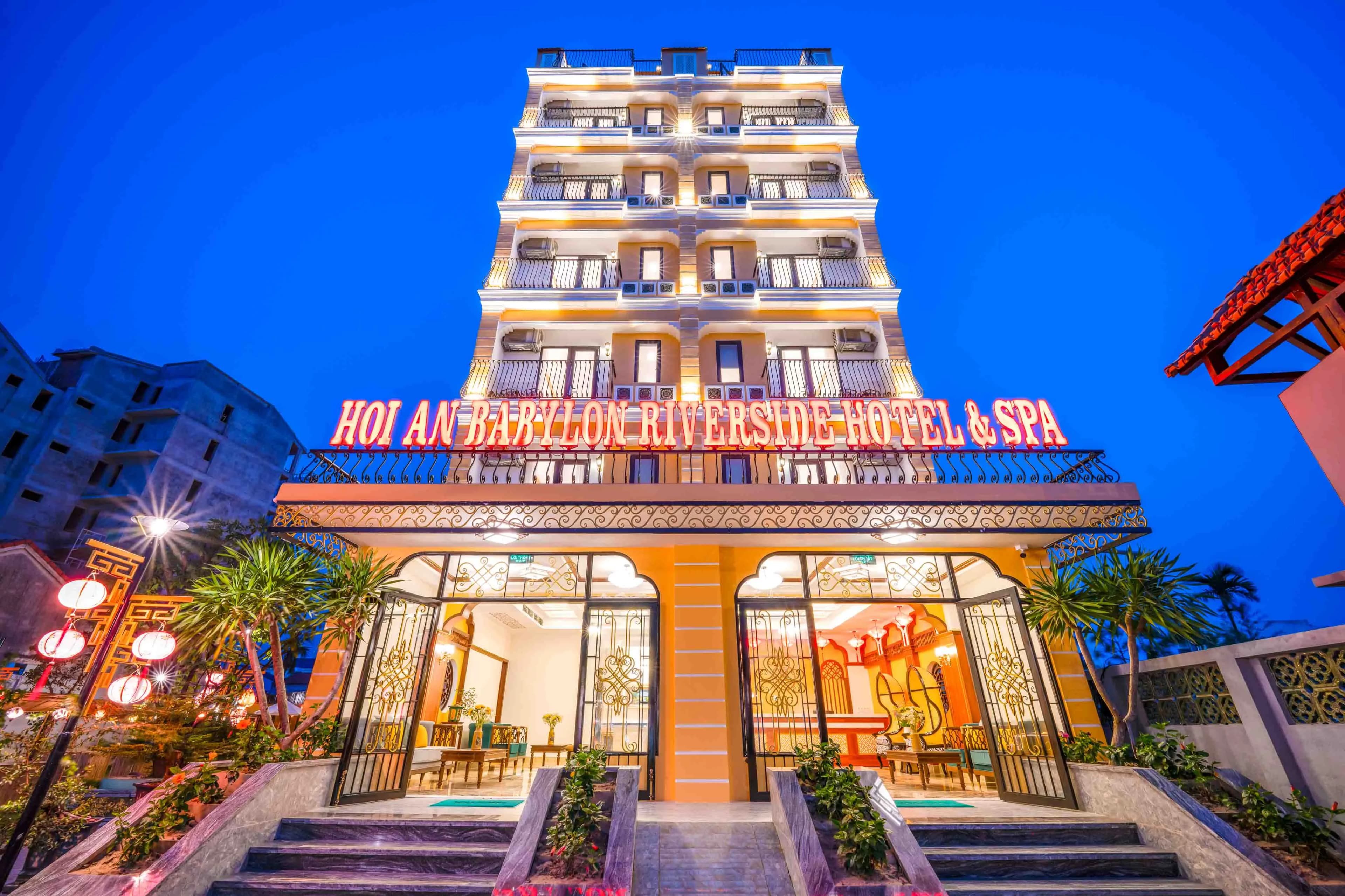 Hoi An Babylon Riverside Luxury Hotel & Spa - a unique combination of modern and traditional beauty